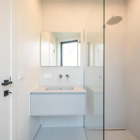 Levant 2 Slaapkamers, 2 Badkamers, Balkon & Knokke-heist!